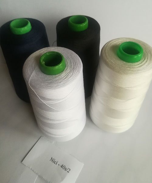 NICI 40S/2 BIAŁE CZARNE  /100% Poliester Sewing Thread 40s/2 white ,black